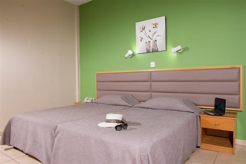 New Famagusta Hotel & Suites Ajía Nápa Eksteriør bilde
