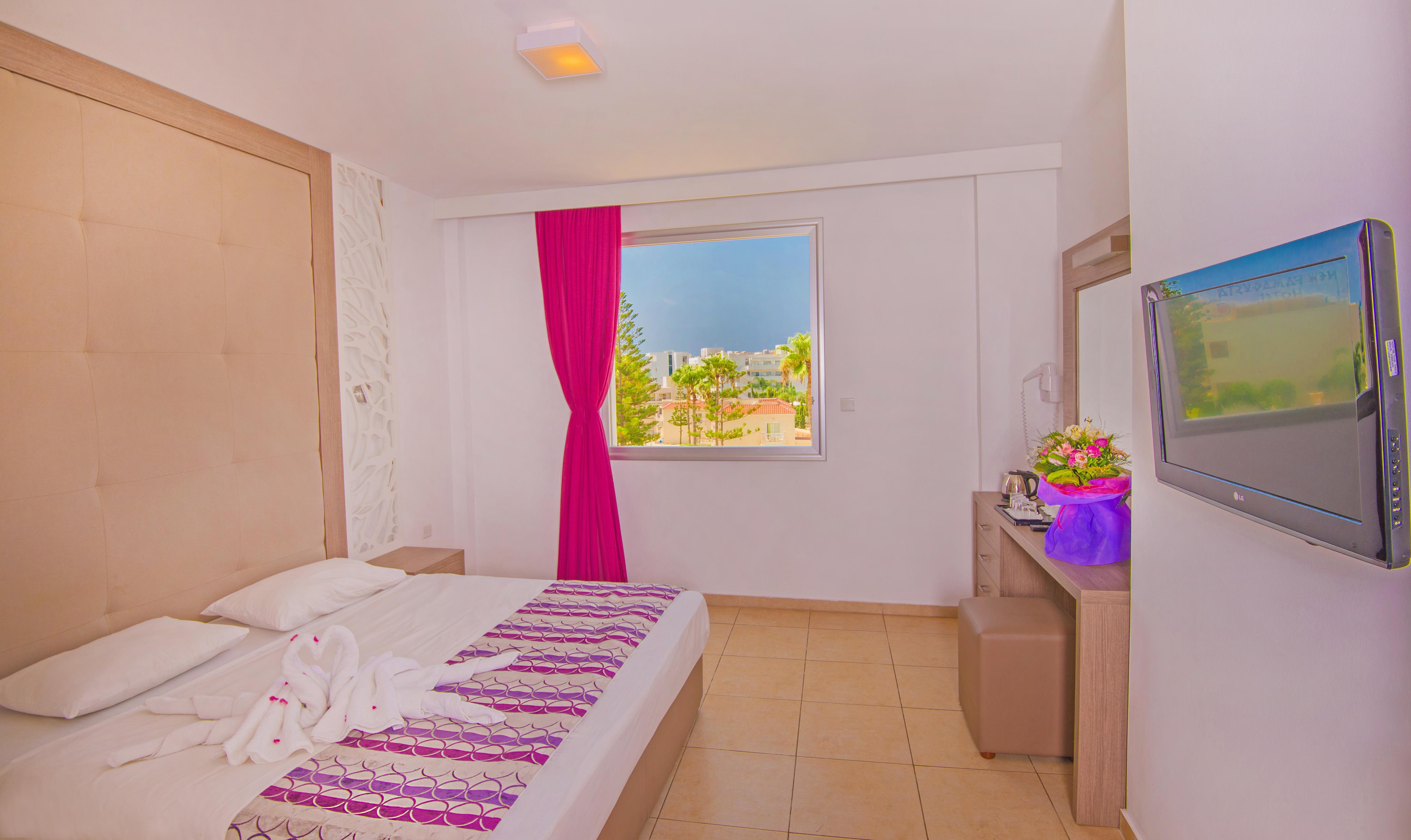 New Famagusta Hotel & Suites Ajía Nápa Eksteriør bilde