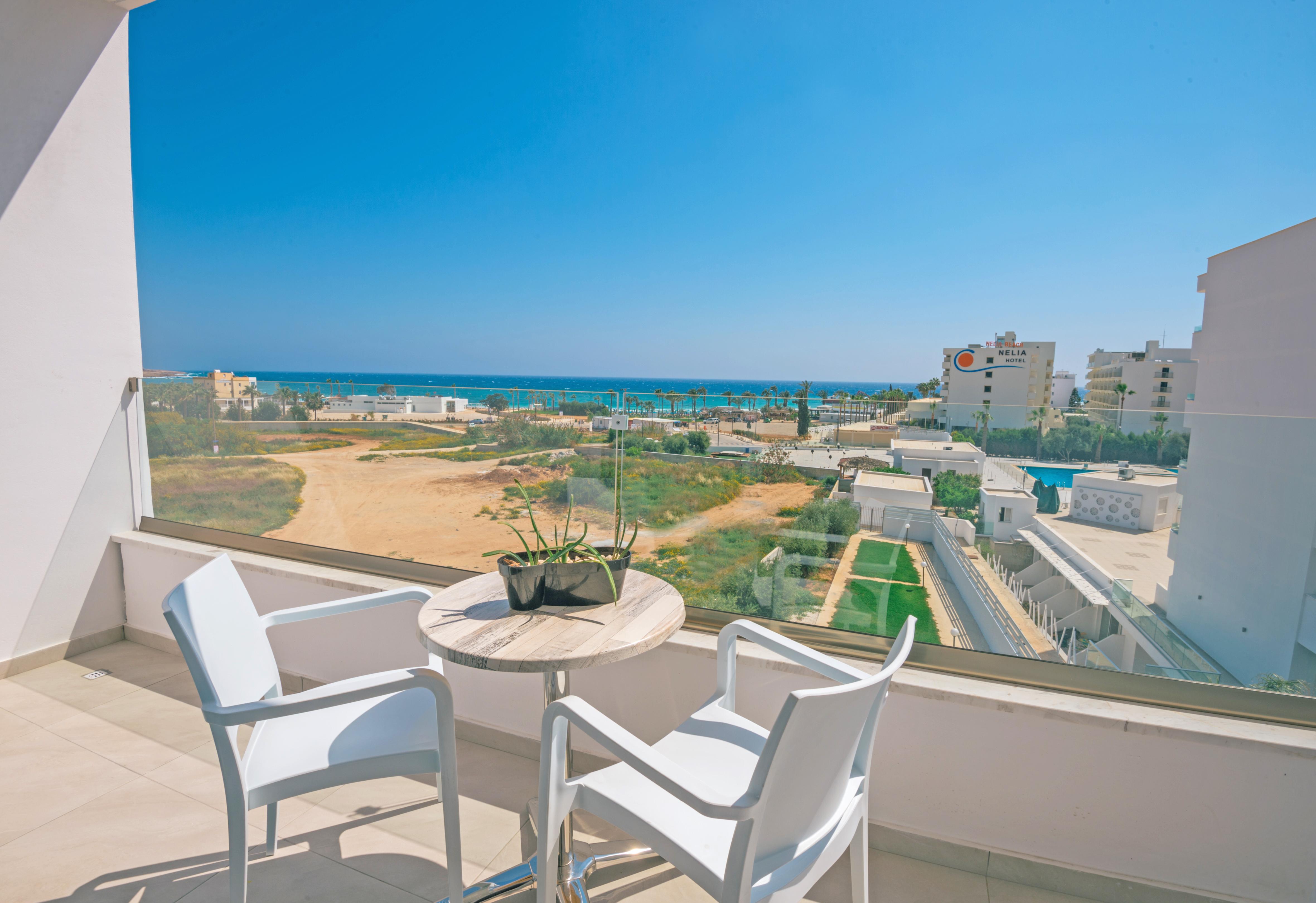 New Famagusta Hotel & Suites Ajía Nápa Eksteriør bilde