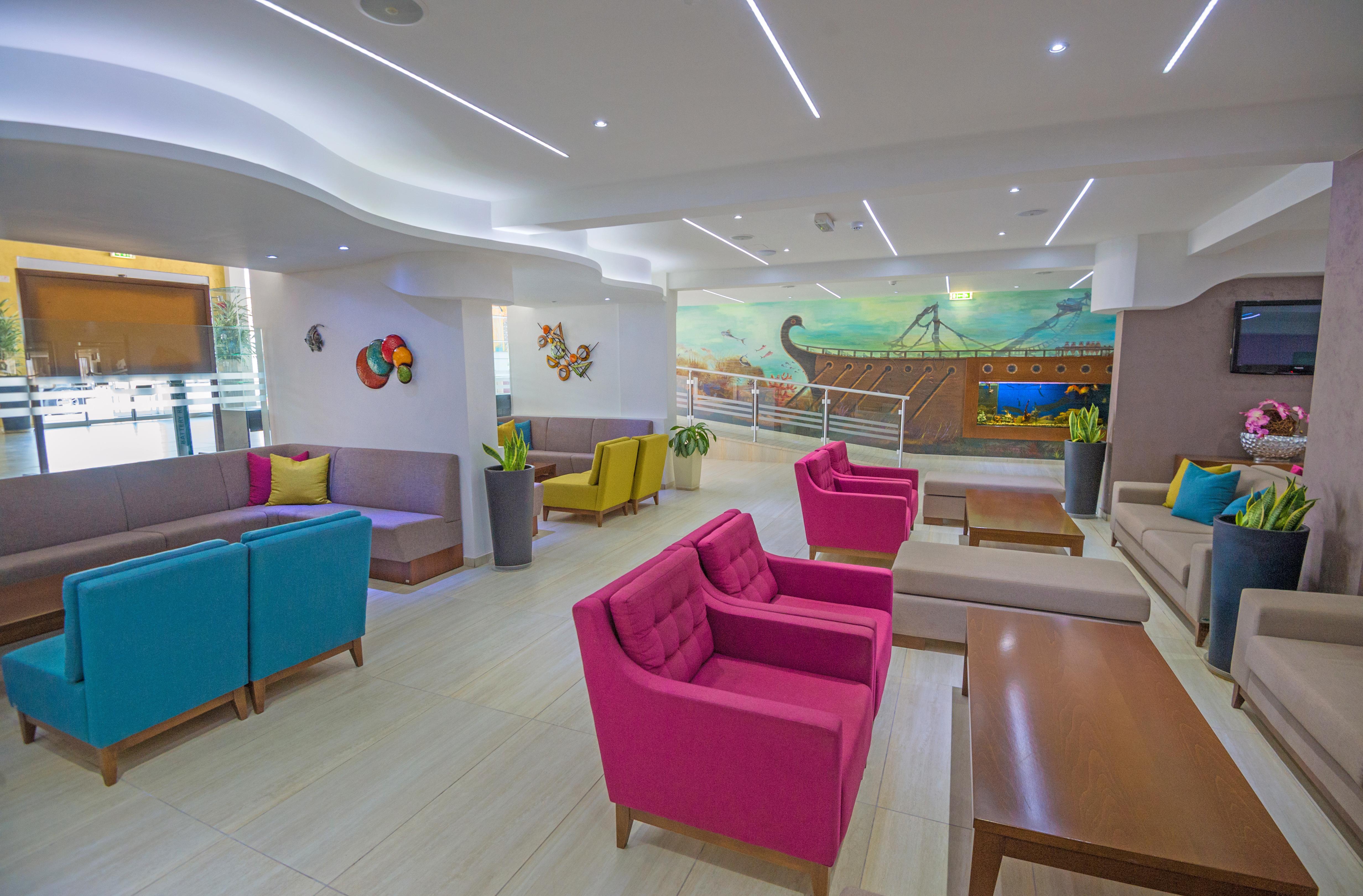 New Famagusta Hotel & Suites Ajía Nápa Eksteriør bilde
