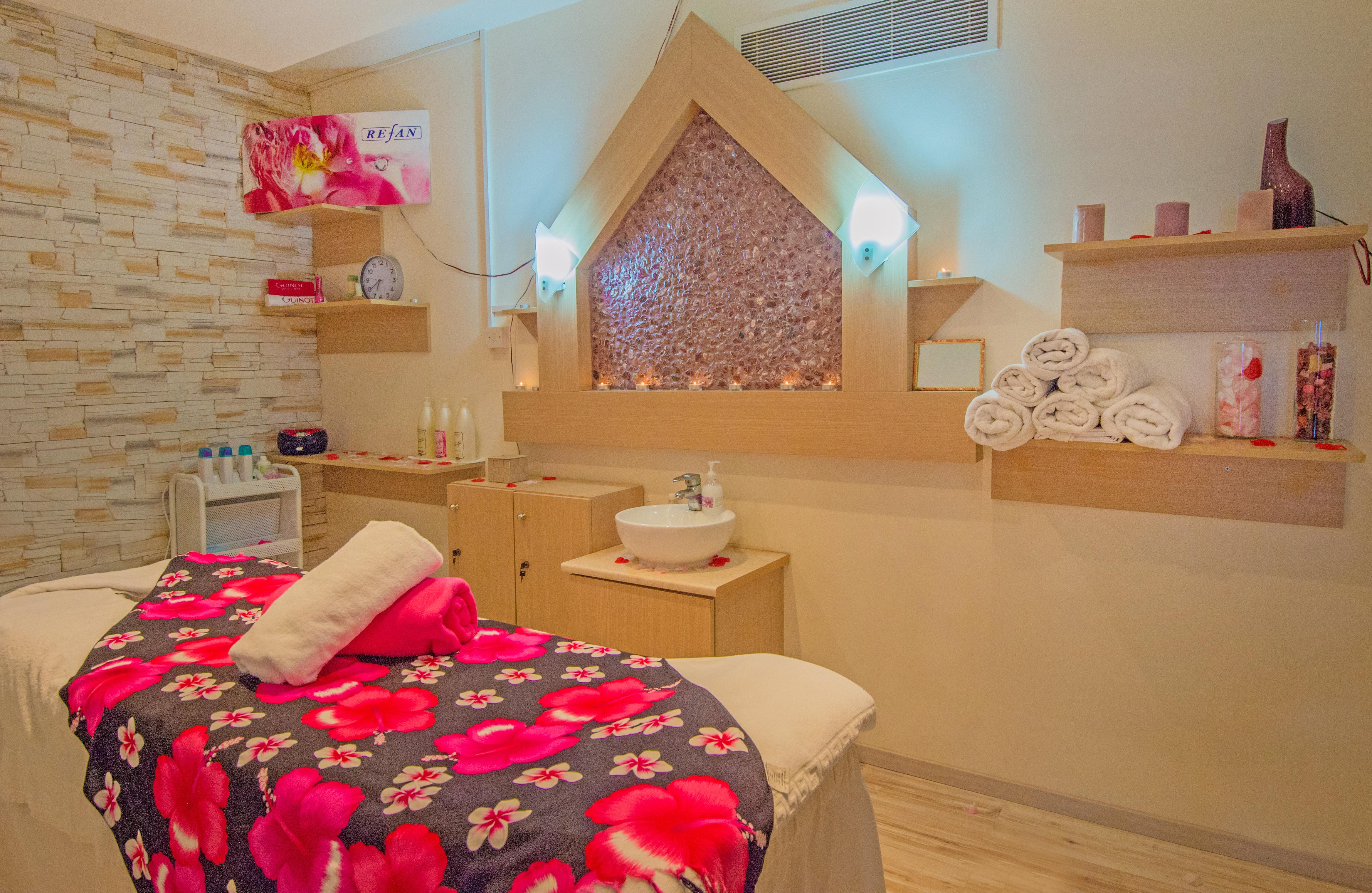 New Famagusta Hotel & Suites Ajía Nápa Eksteriør bilde