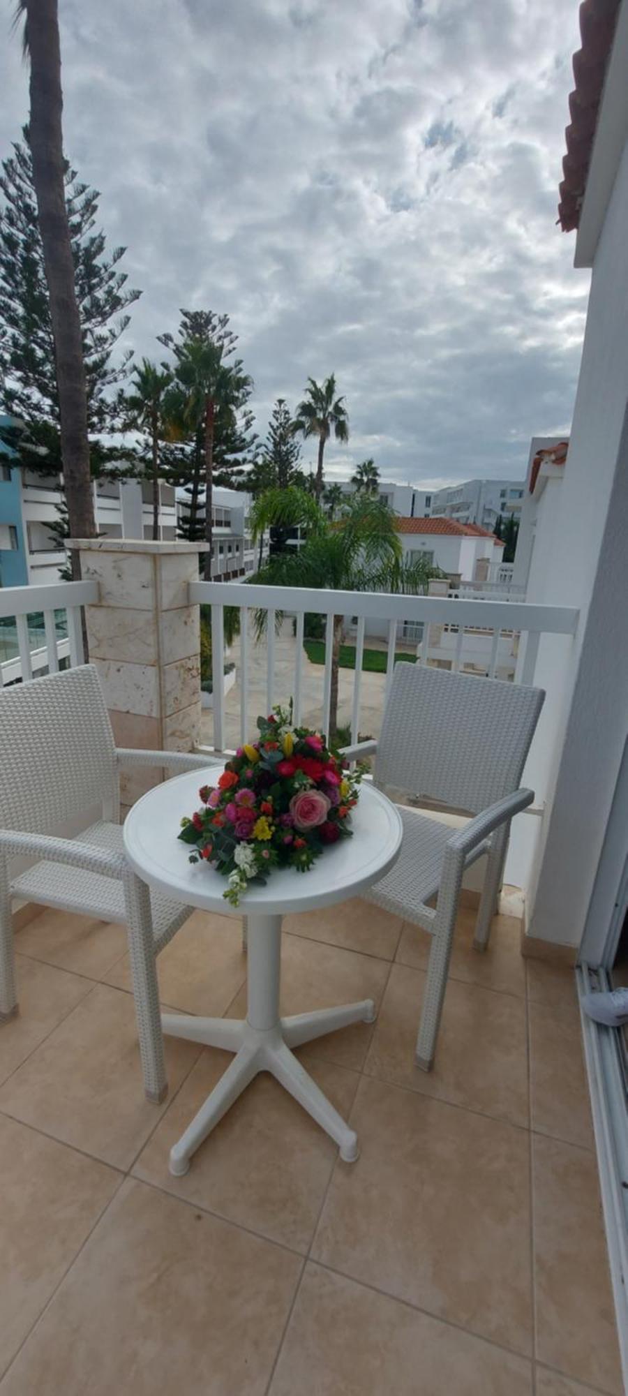 New Famagusta Hotel & Suites Ajía Nápa Eksteriør bilde